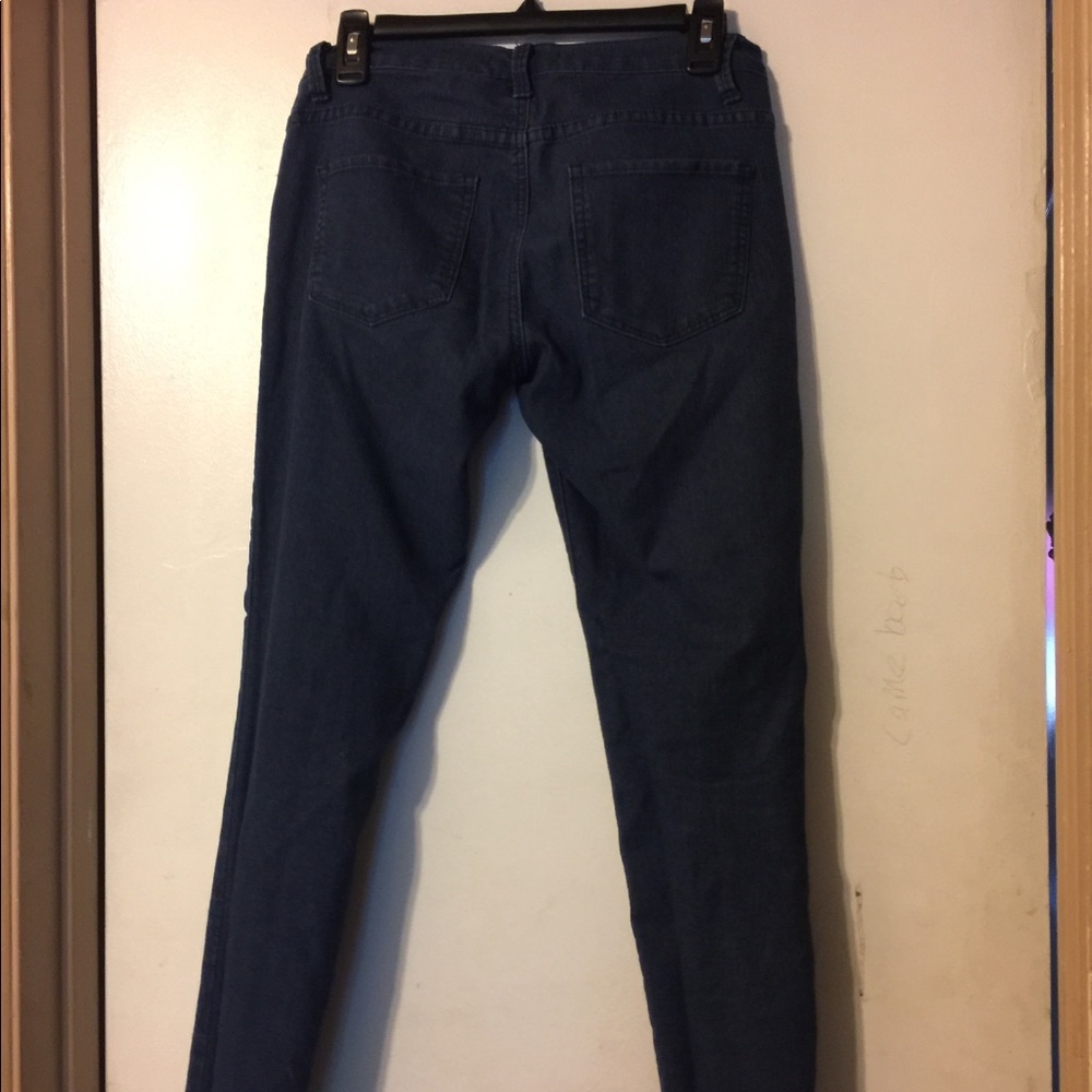 Blue jeans - Picture 2 of 2